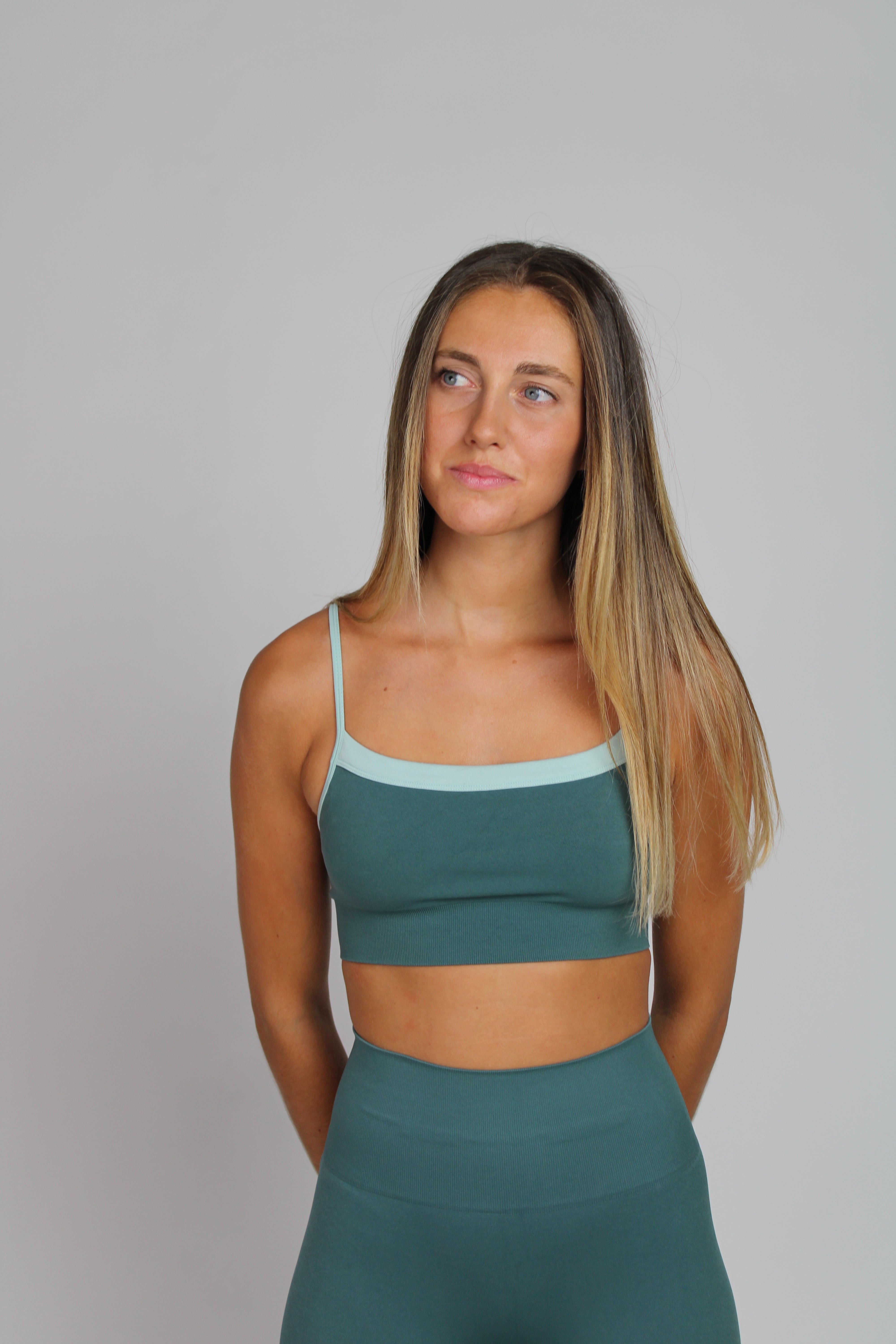 Sujetador deportivo Lina verde para mujer – Etereo House
