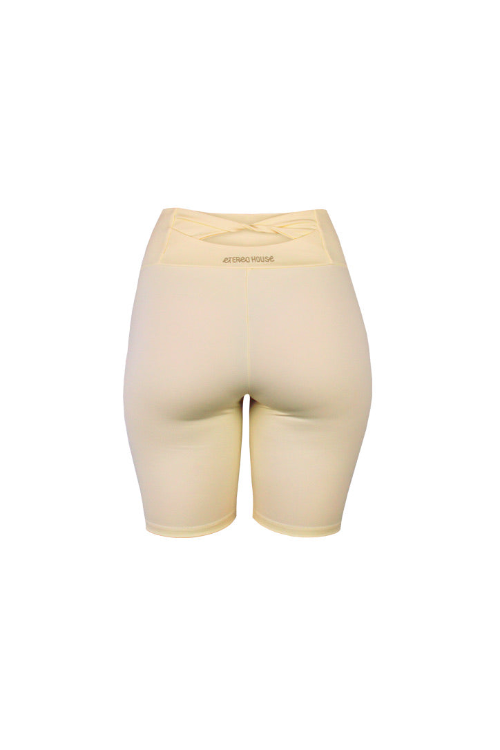 Short deportivo Chloe amarillo para mujer – producto vista trasera – Etereo House