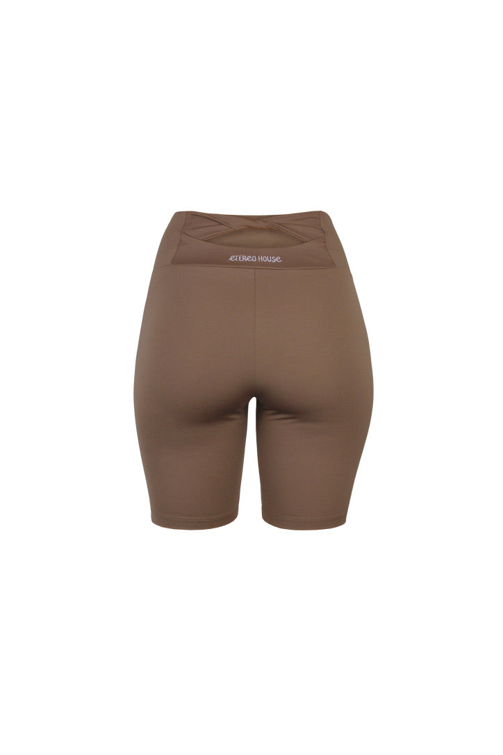 Short deportivo Chloe mocha para mujer – producto vista trasera – Etereo House