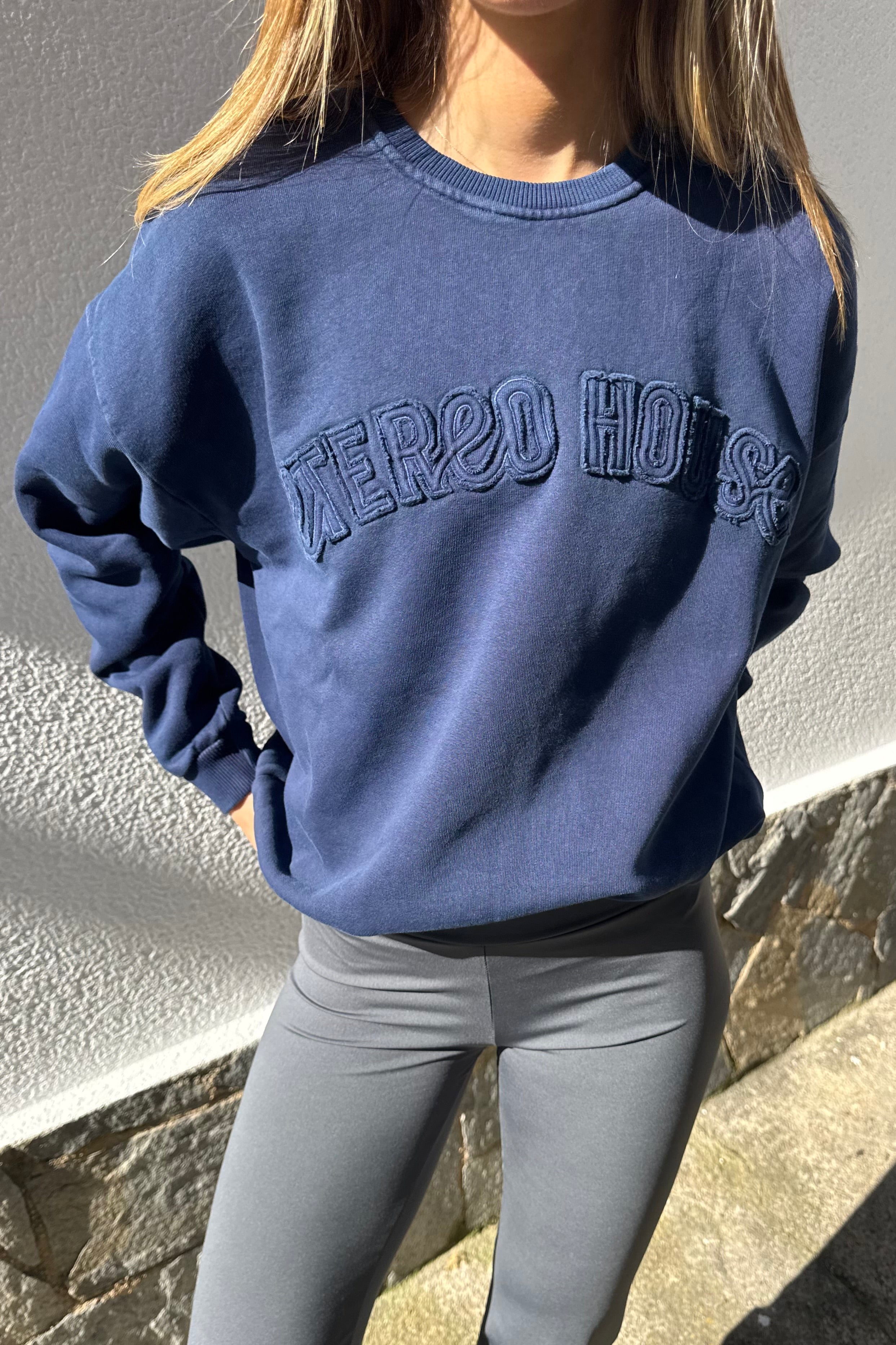 Sudadera de algodón sin capucha Alma azul para mujer – puesto – Etereo House