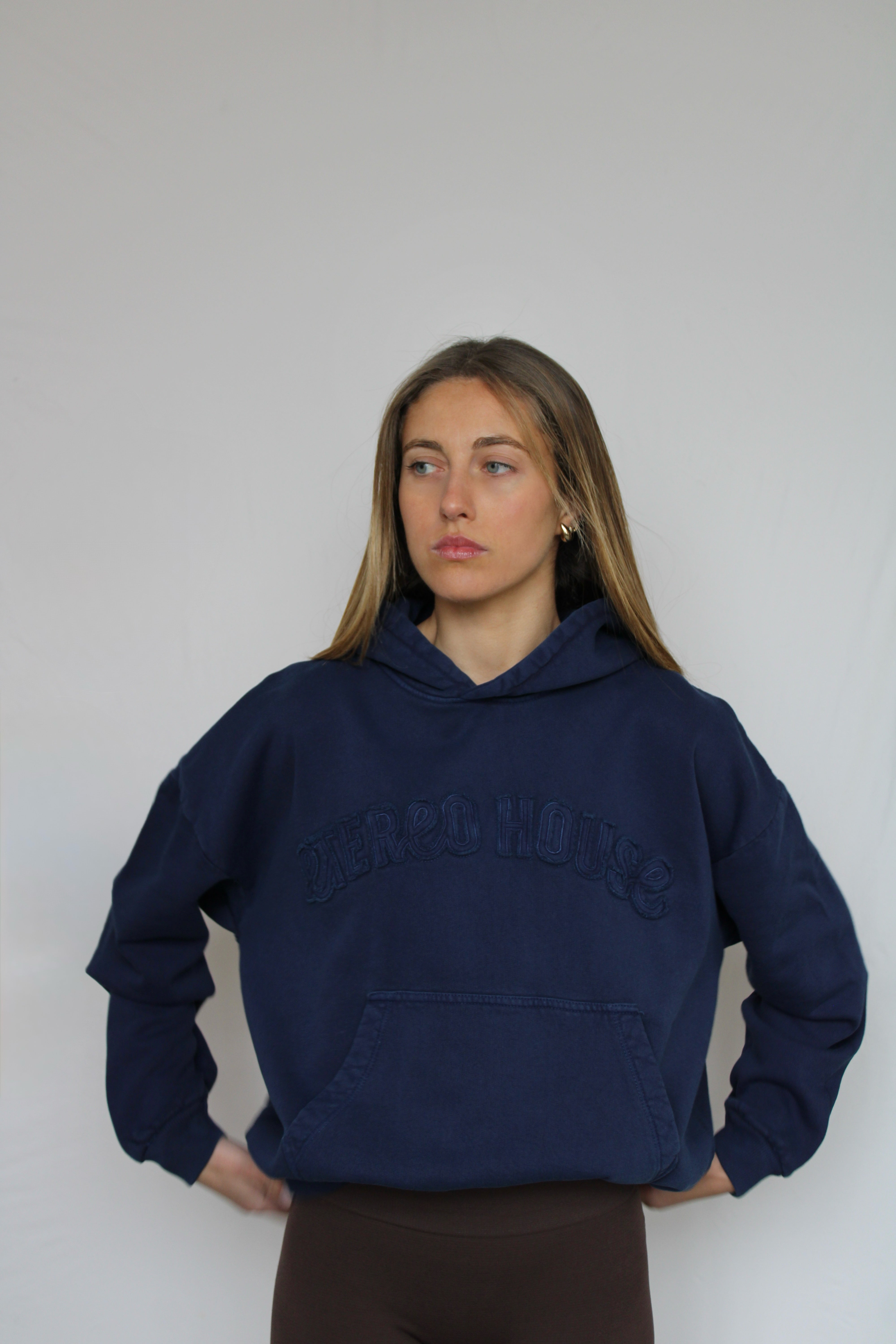 Dessuadora de algodón amb caputxa Iris blau per a dona – cos mitjà – Etereo House